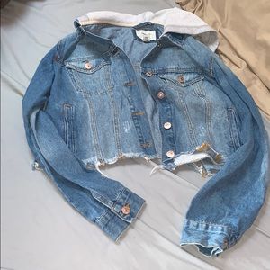 Hooded jean short jacket